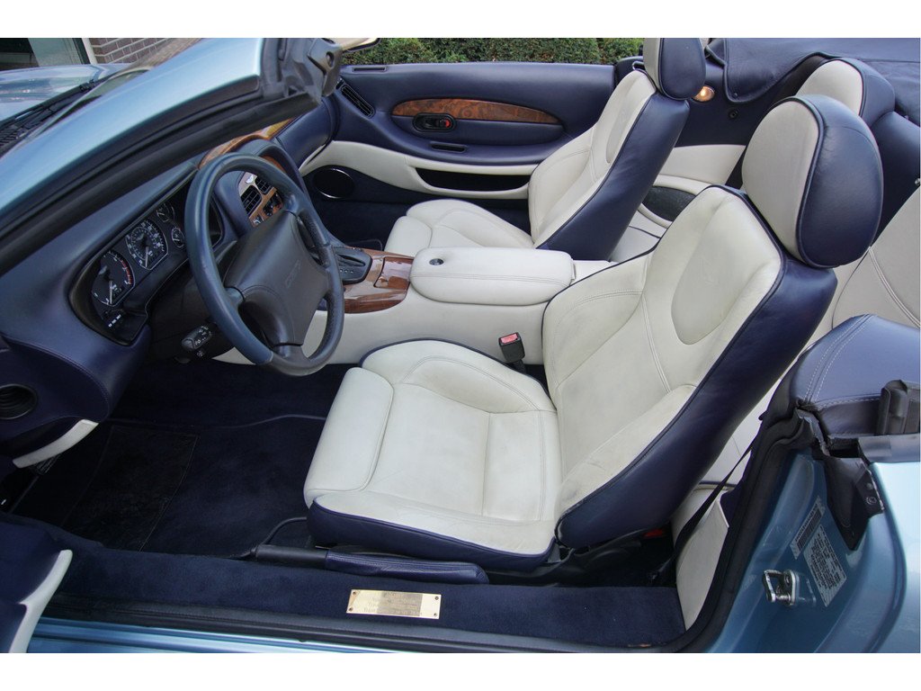 2000 Aston Martin DB7 - Vantage Volante, foto 10