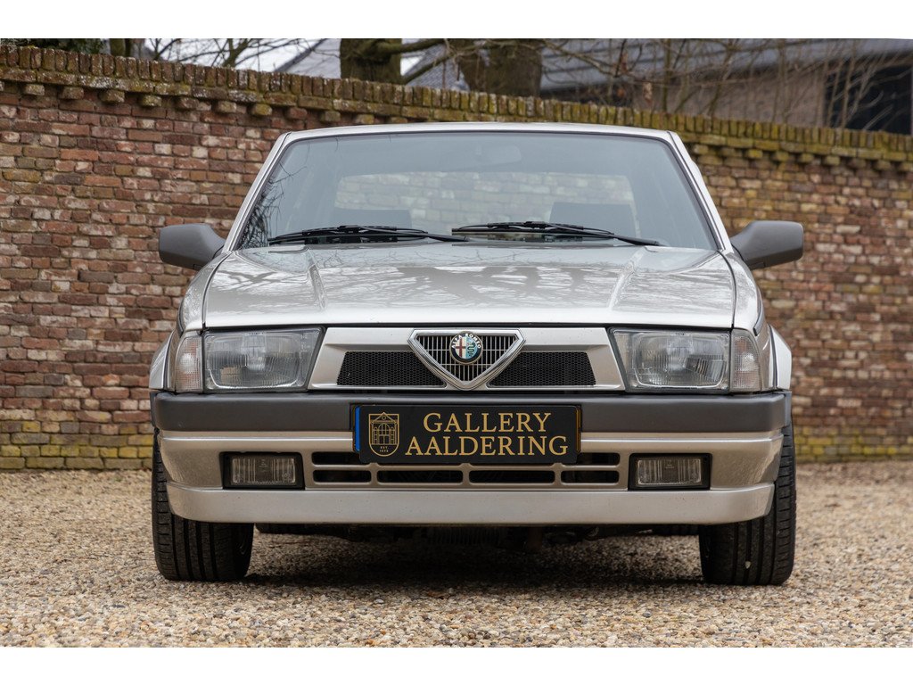 1988 Alfa Romeo 75 - 2.0 Twin Spark "Nicely preserved", foto 2