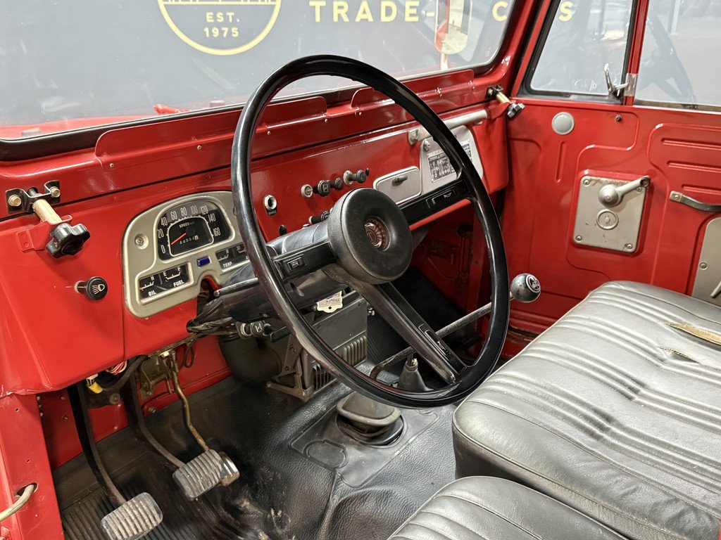 1975 Toyota Land Cruiser - FJ40 (Petrol) Vinyl Top "Freeborn Red", foto 3