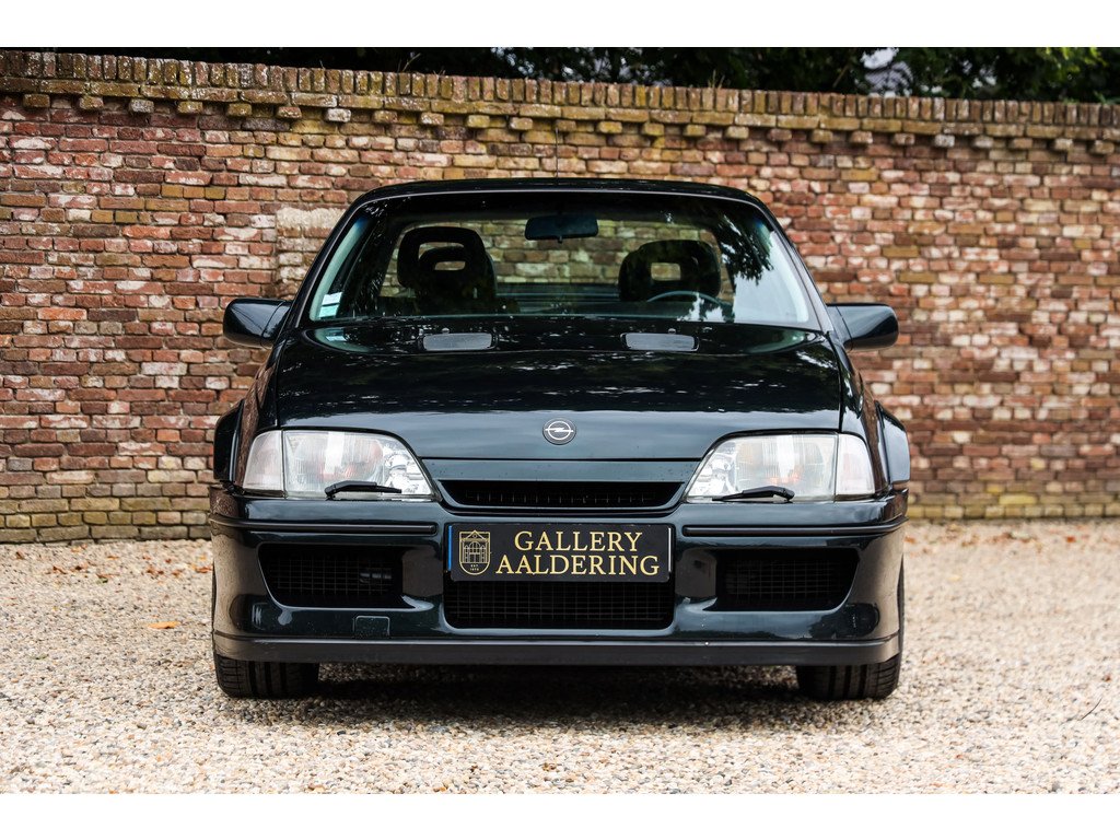1992 Lotus Omega, foto 5