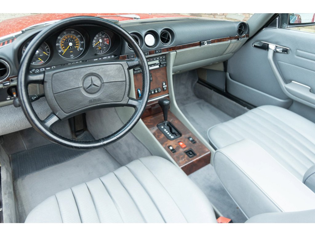 1986 Mercedes-Benz SL - 560 SL "Becker Grand Prix", foto 11
