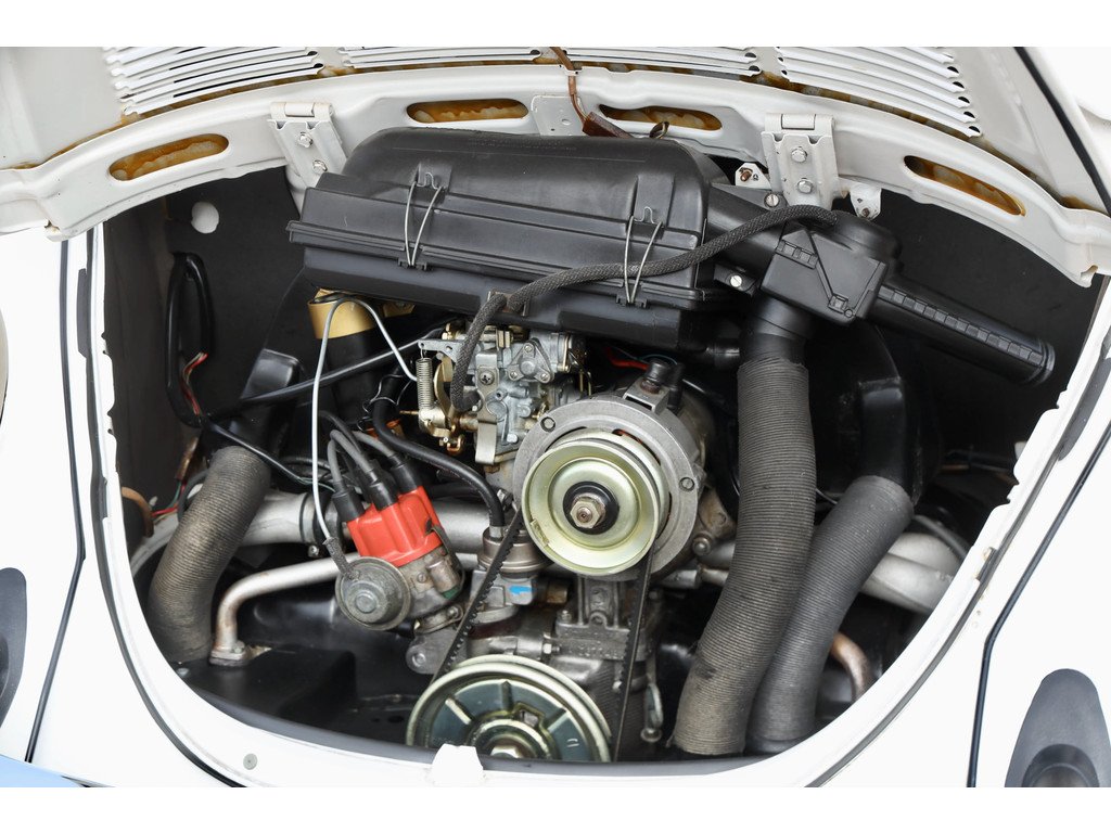 1977 VW Beetle - 1303 Convertible "Champagne Limited Edition", foto 4