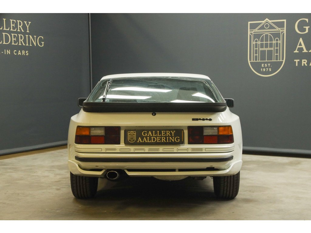 1986 Porsche 944 - 2.5 Coupé "Alpinweiß", foto 6