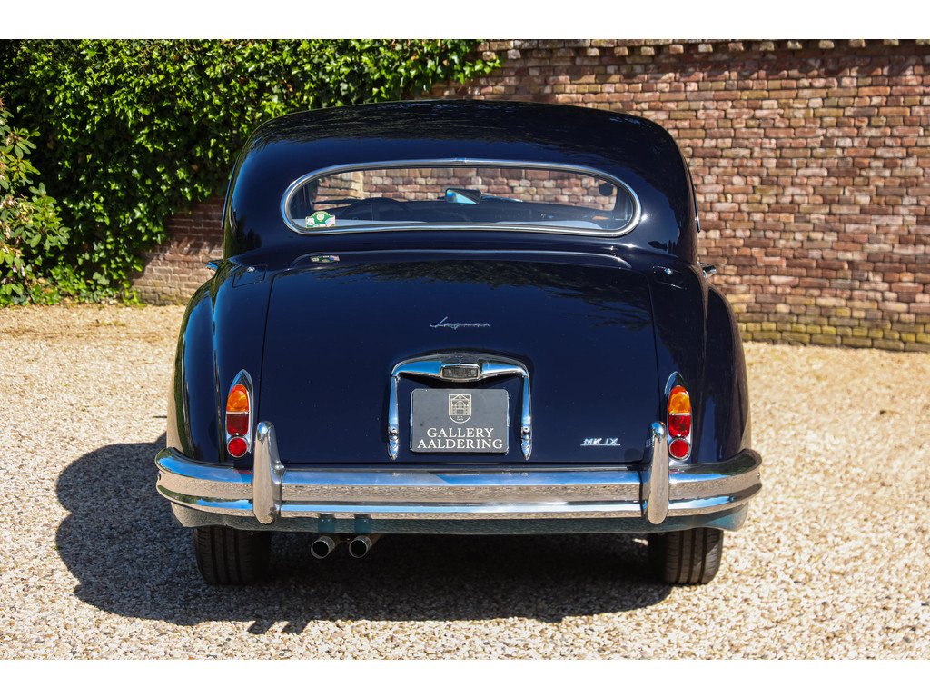 1961 Jaguar MK IX, foto 6