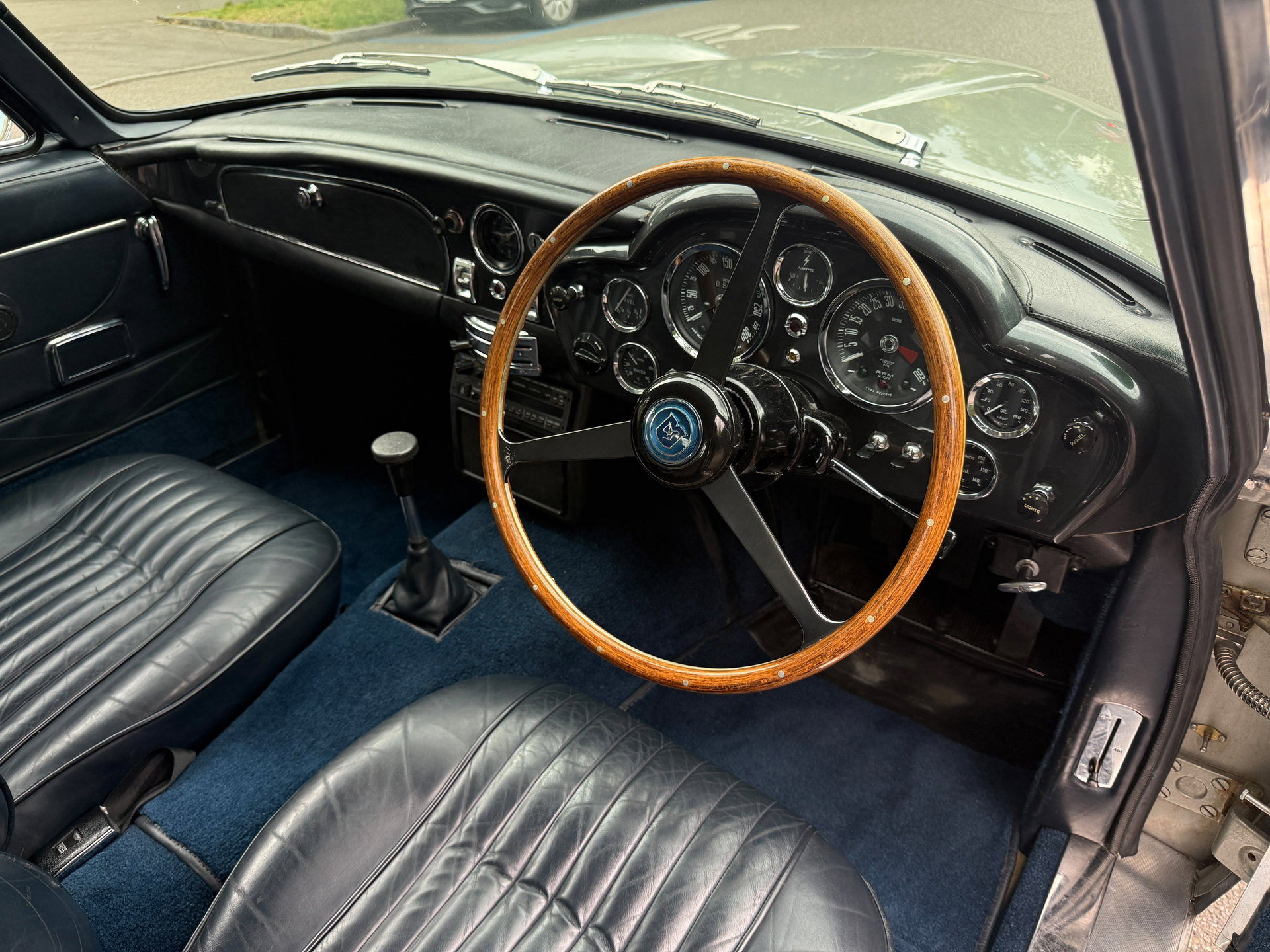 1969 Aston Martin DB6 - Vantage, foto 5