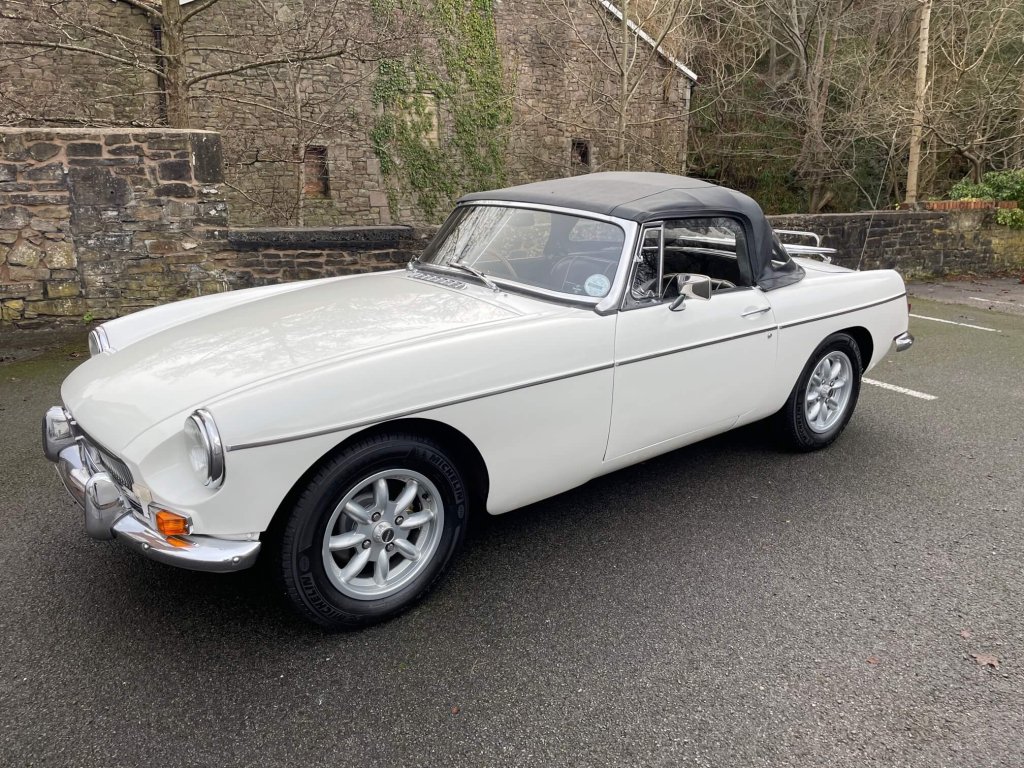1966 MG B - Roadster, foto 1