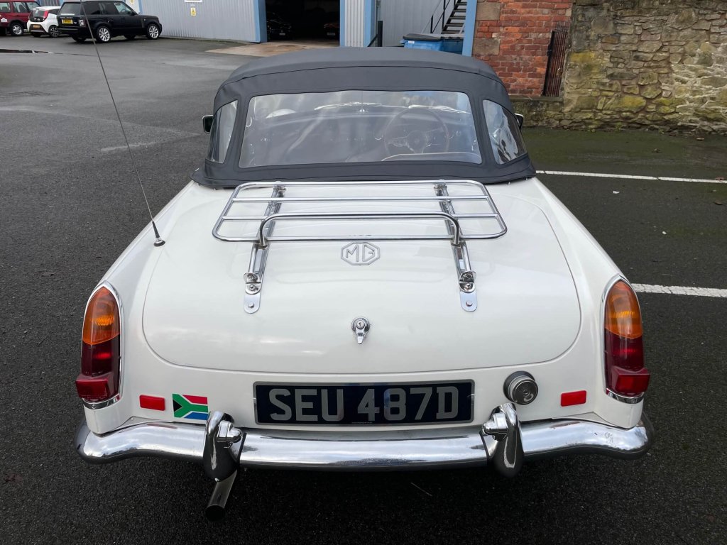 1966 MG B - Roadster, foto 8