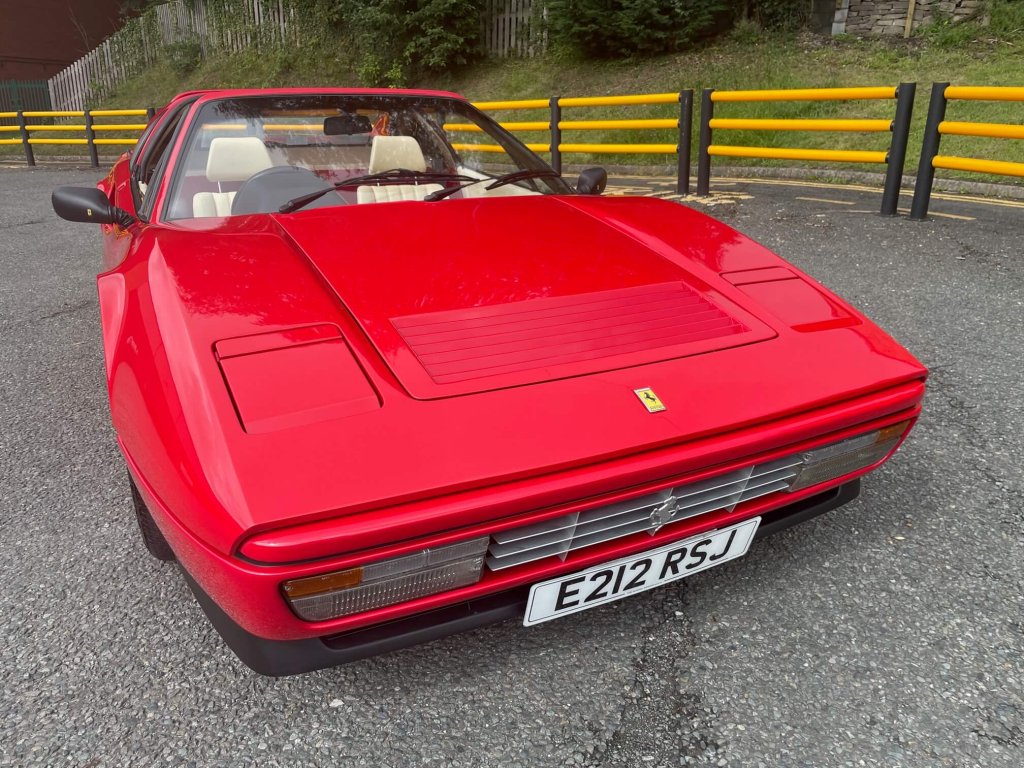 1988 Ferrari 328 - GTS (Pre-ABS Model), foto 2