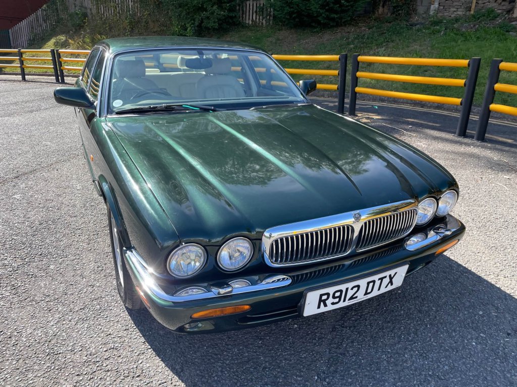 1998 Jaguar Sovereign - 1998 Model Year Jaguar XJ 4.0 Sovereign V8, foto 3