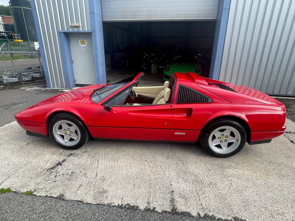 1988 Ferrari 328 - GTS (Pre-ABS Model), foto 12
