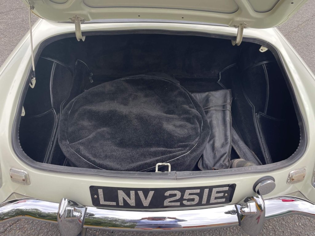 1967 MG B - Roadster, foto 10