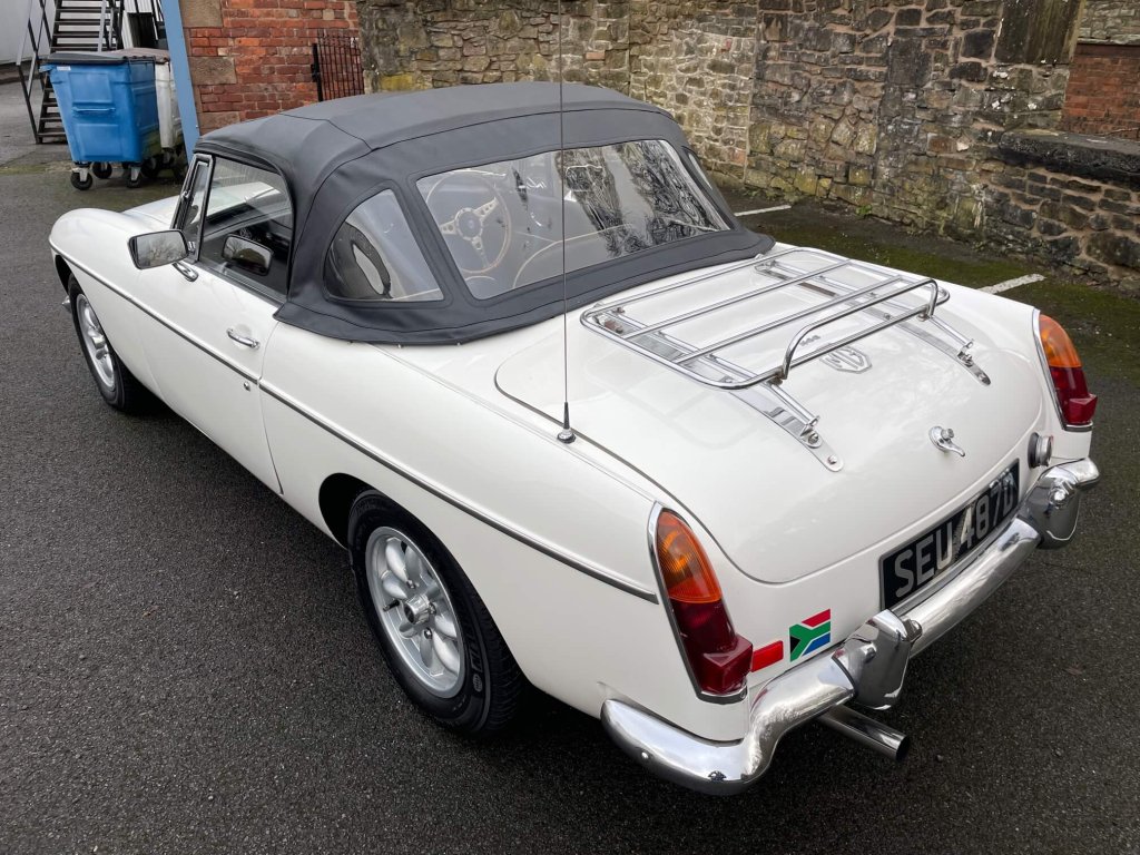 1966 MG B - Roadster, foto 3