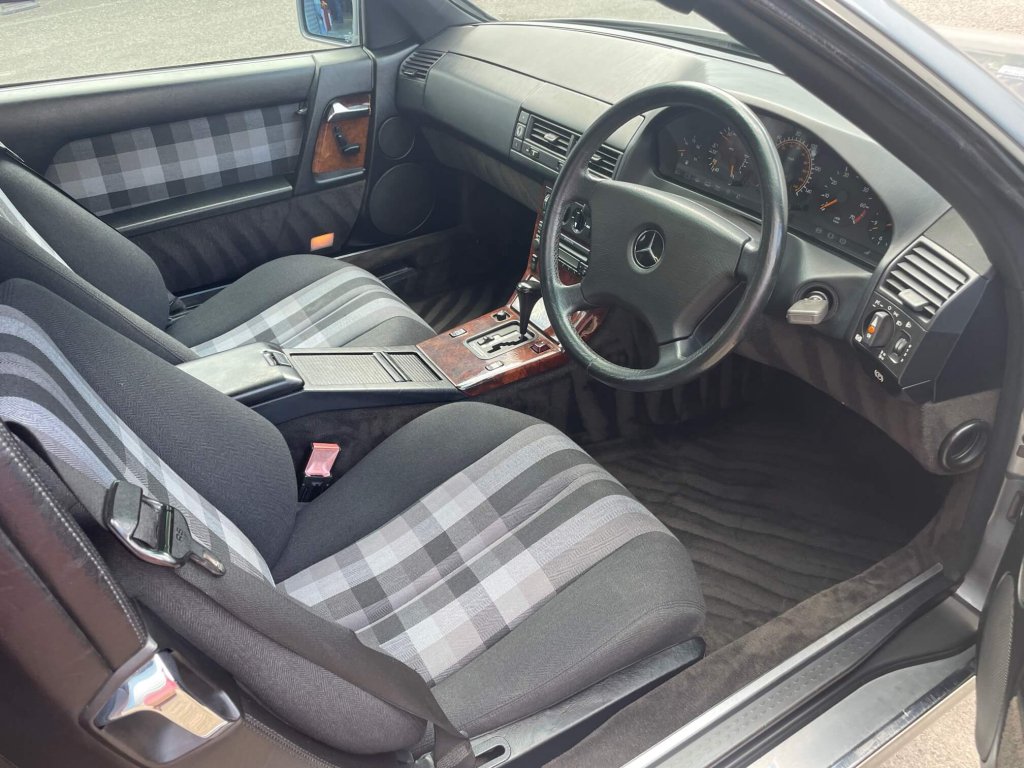 1991 Mercedes-Benz SL - 300 SL R129 – Show Winning Example, foto 12