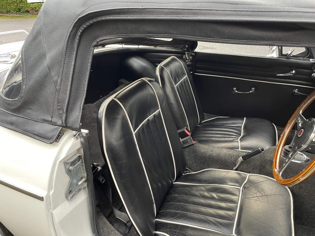 1966 MG B - Roadster, foto 11