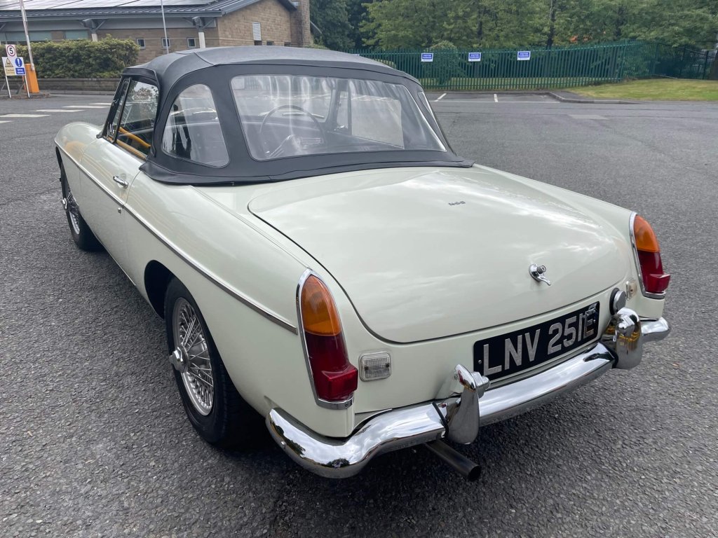 1967 MG B - Roadster, foto 9