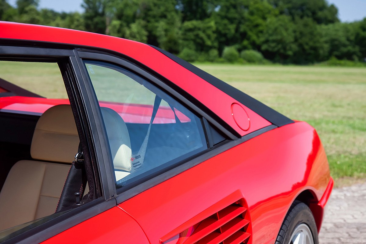 1992 Ferrari Mondial - t - 1. lack, 18.900km., foto 10