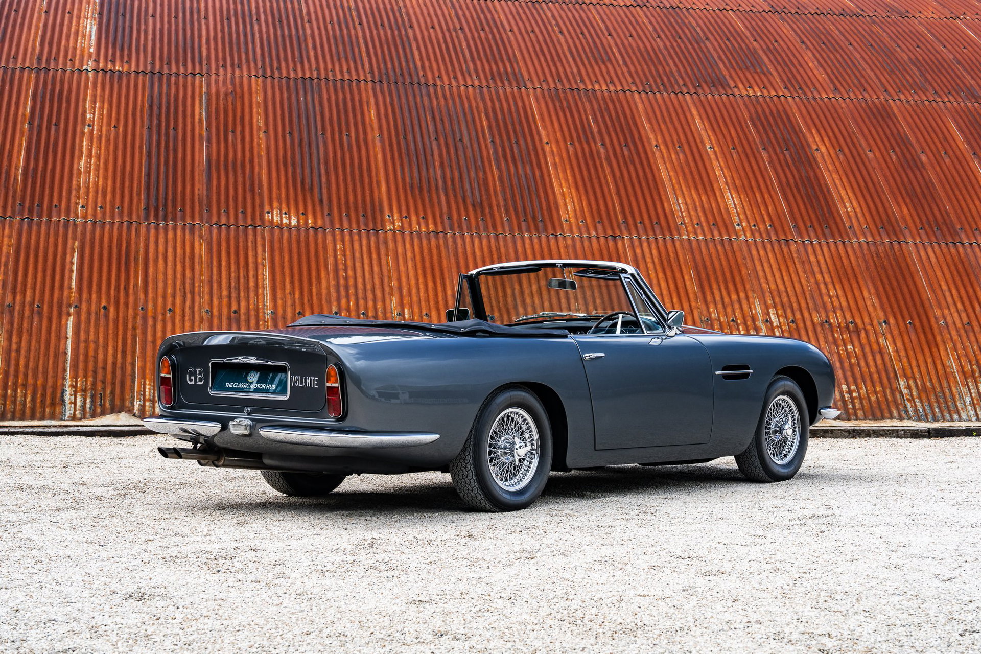 1967 Aston Martin DB6 - Volante, foto 2