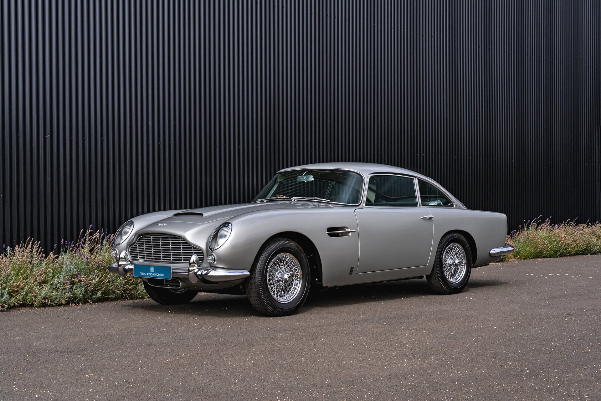 1964 Aston Martin DB5, foto 1
