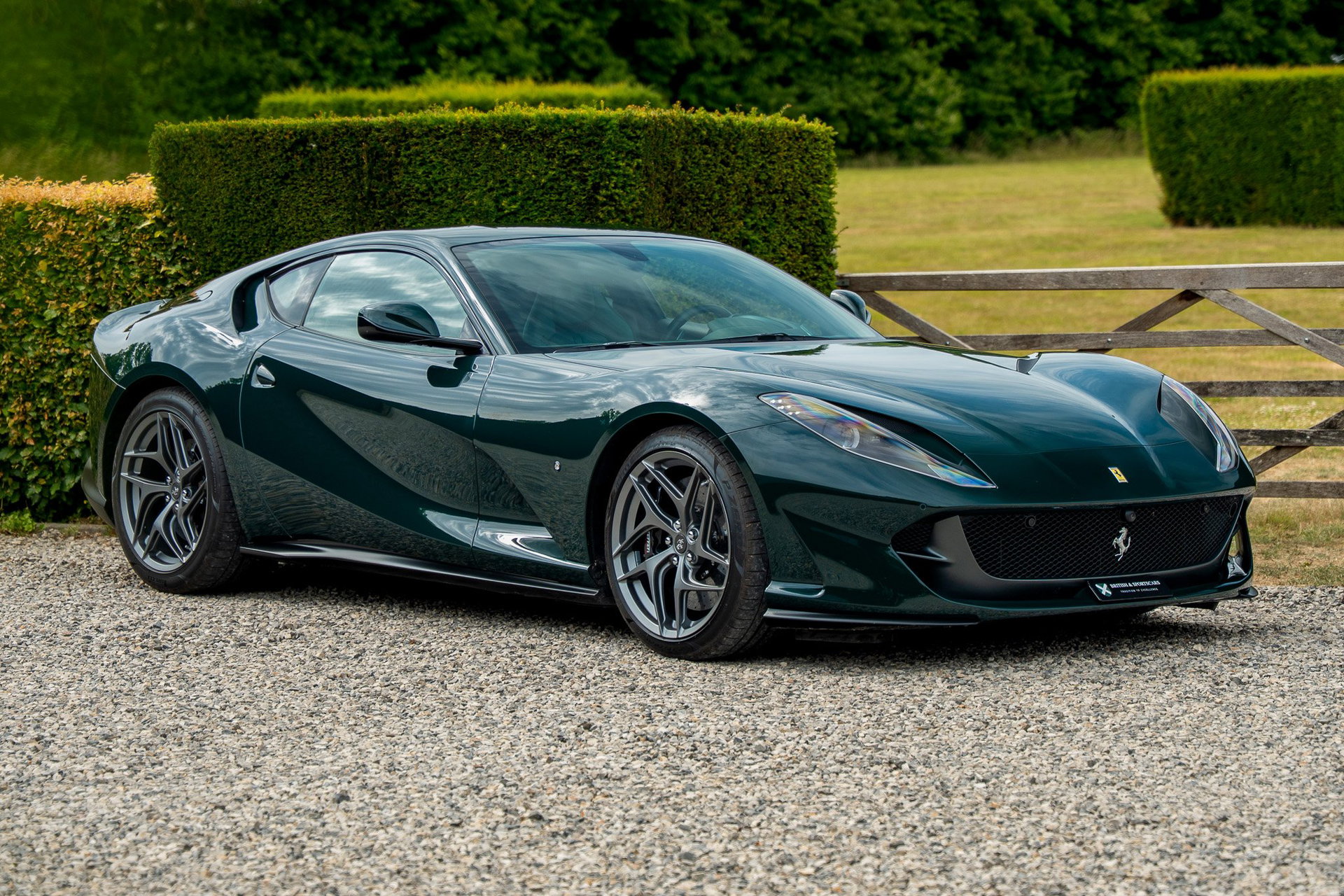 2020 Ferrari 812 - Superfast / Racing British Green | Classic