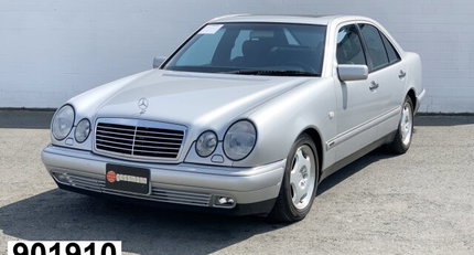 1998 Mercedes-Benz E-Class - E 320 Avantgarde W210 45146_1.jpg