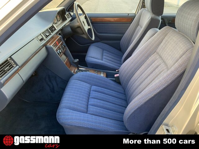 1990 Mercedes-Benz E-Class - 260 E Stretchlimousine, 6-türig RHD, W124, foto 11
