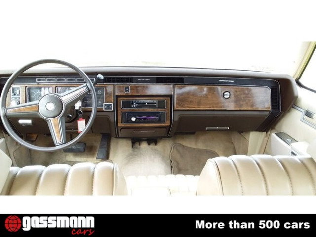 1981 Pontiac Bonneville - Bonneville, 4-Door Sedan, foto 12