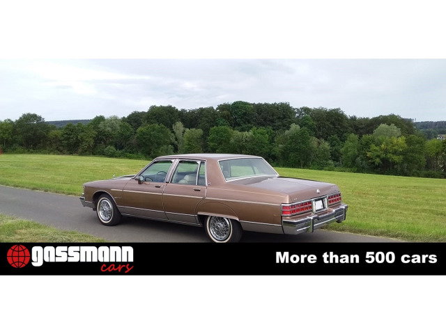 1981 Pontiac Bonneville - Bonneville, 4-Door Sedan, foto 7