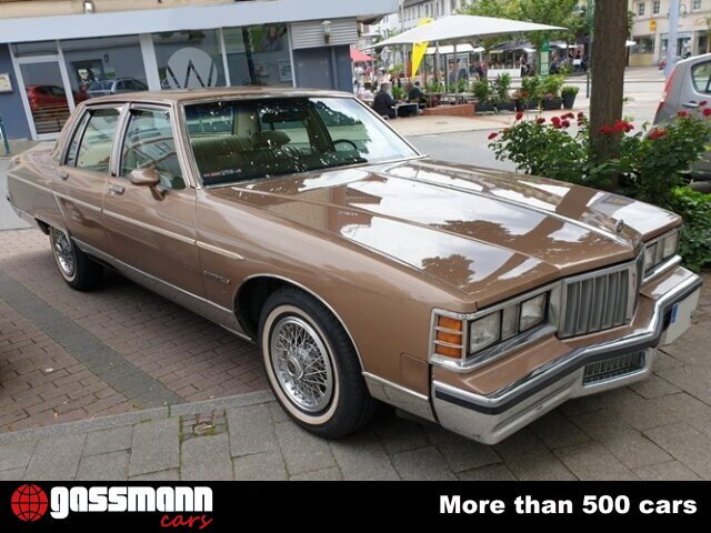 1981 Pontiac Bonneville - Bonneville, 4-Door Sedan, foto 8