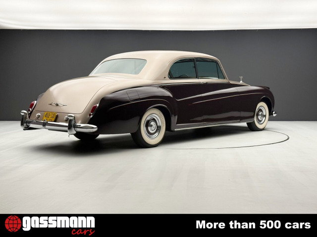 1962 Rolls-Royce Phantom V - Phantom V Saloon Coupe, by James Young Matching, foto 6
