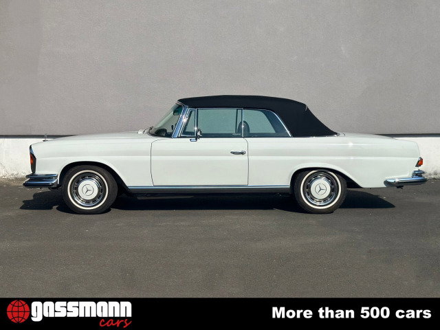 1970 Mercedes-Benz S-Class W111/112 - 280 SE 3.5 Cabriolet W111, foto 3