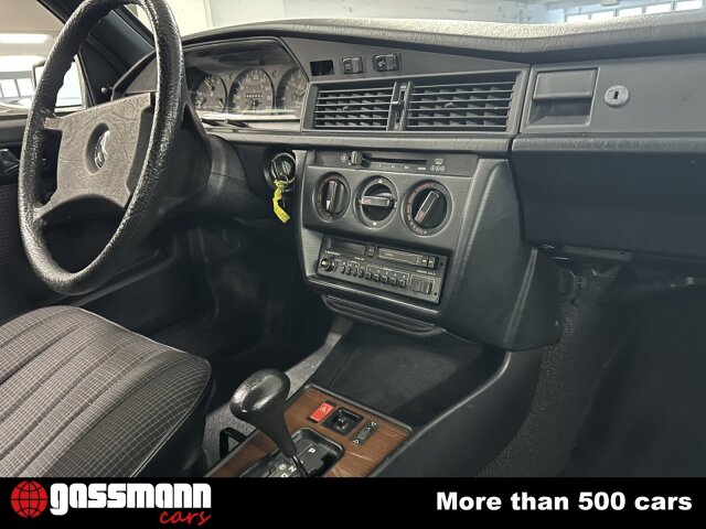1985 Mercedes-Benz 190 E - 190 E Limousine W201, foto 12