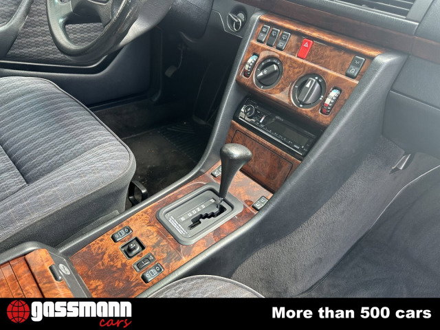 1992 Mercedes-Benz E-Class - 300 TD Kombi - S124 D, foto 11