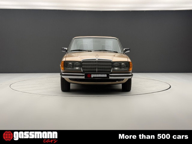 1982 Mercedes-Benz E-Class - 200 Limousine W123, foto 2