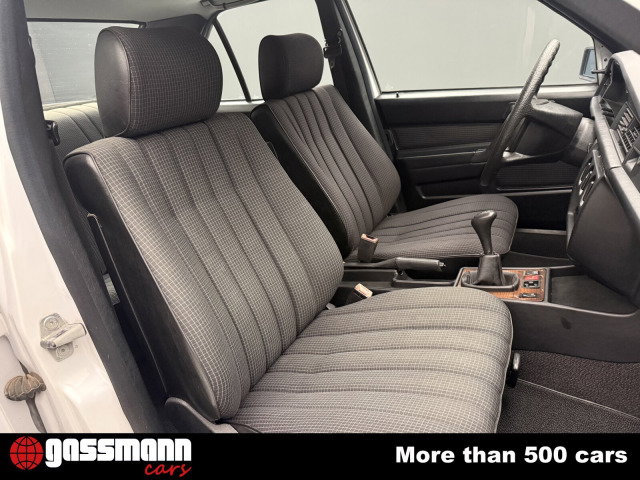 1987 Mercedes-Benz 190 E - 190 E 2.0 Limousine W201, foto 10