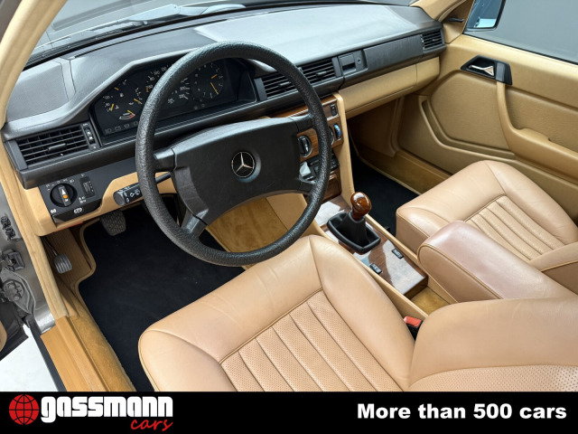 1986 Mercedes-Benz E-Class - 200 Limousine W124, foto 11