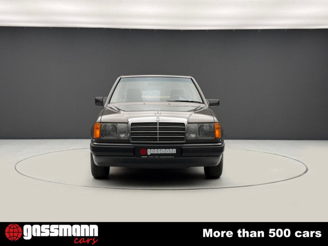 1986 Mercedes-Benz E-Class - 200 Limousine W124, foto 2