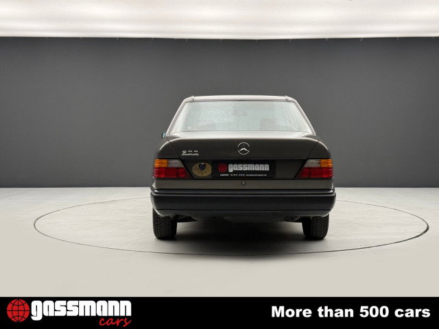 1986 Mercedes-Benz E-Class - 200 Limousine W124, foto 7