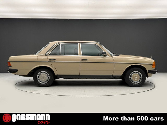 1983 Mercedes-Benz E-Class - 200 Limousine W123, foto 4