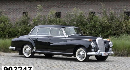 1960 Mercedes-Benz Adenauer - 300 D Adenauer Limousine mit Schiebedach W189