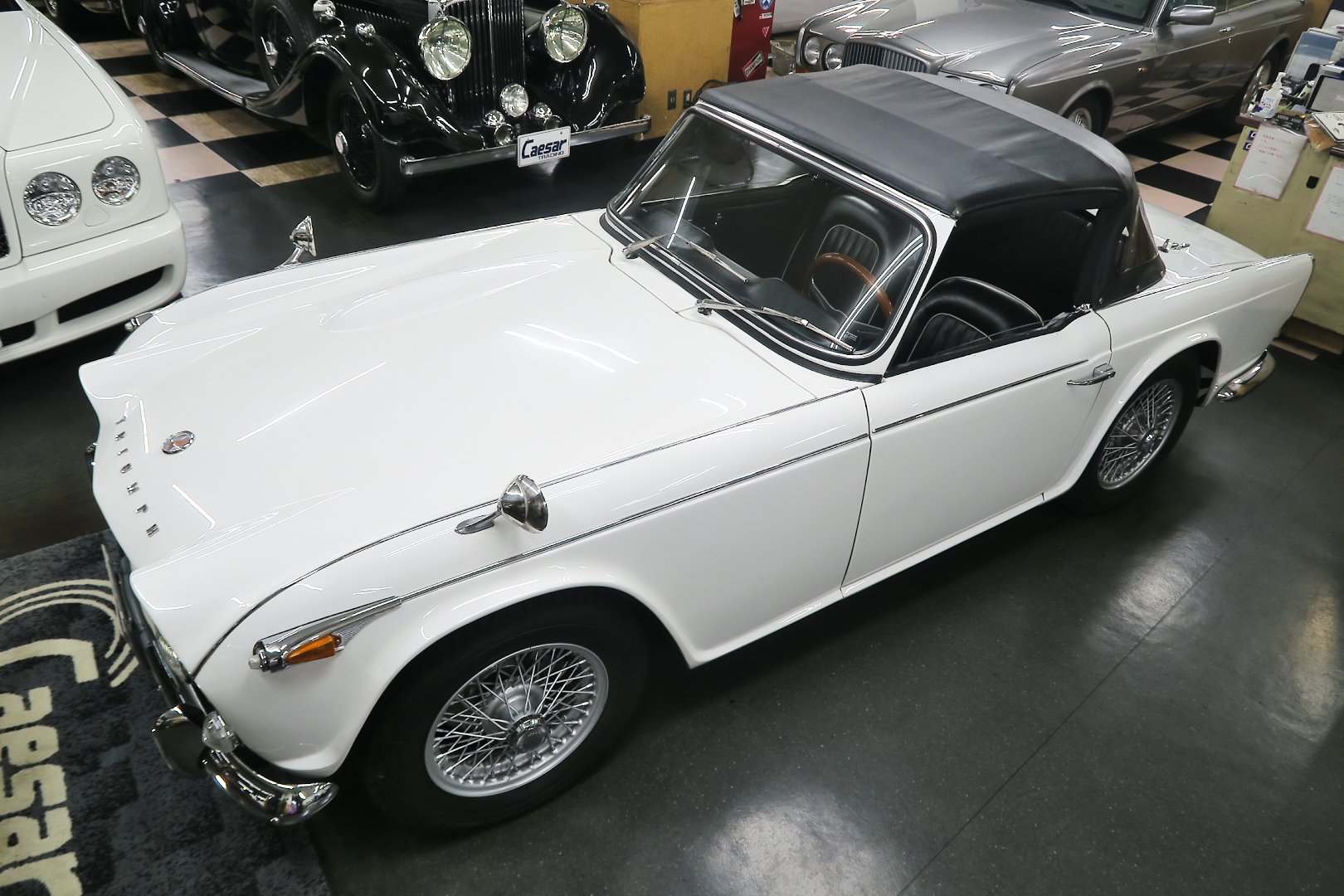 1965 Triumph TR4 - TR-4A iRS, foto 3