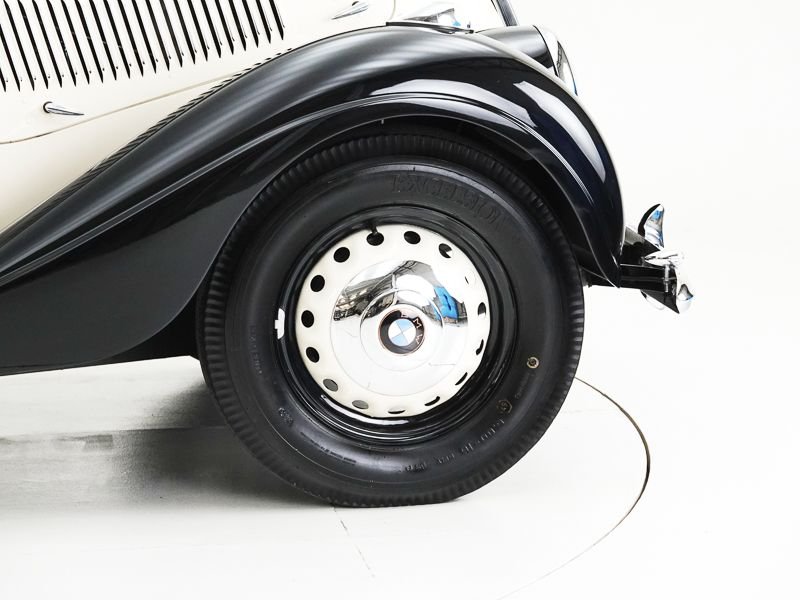 1939 BMW 335 - Cabriolet by Autenrieth '39 CH0192, foto 10