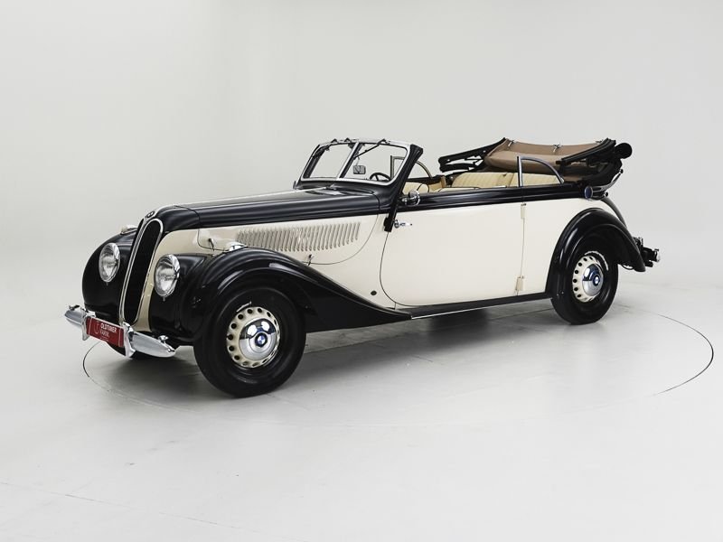 1939 BMW 335 - Cabriolet by Autenrieth '39 CH0192, foto 1