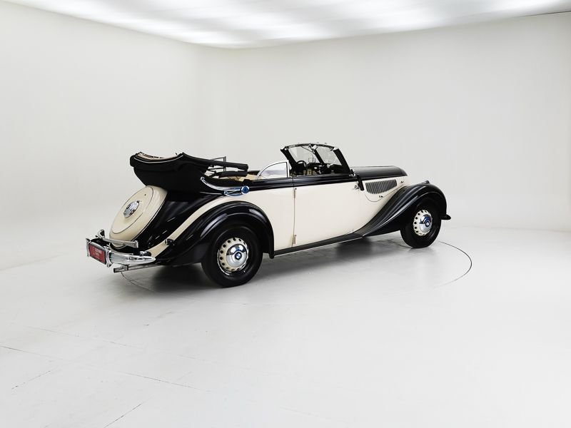 1939 BMW 335 - Cabriolet by Autenrieth '39 CH0192, foto 2
