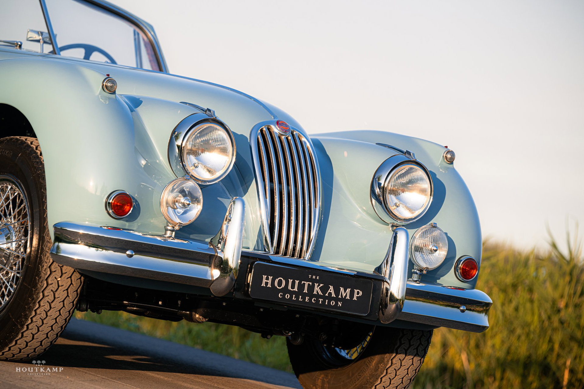 1955 Jaguar XK 140 - The ultimate XK 140, a fully restored Drophead Coupe with disc brakes upgrade, foto 8