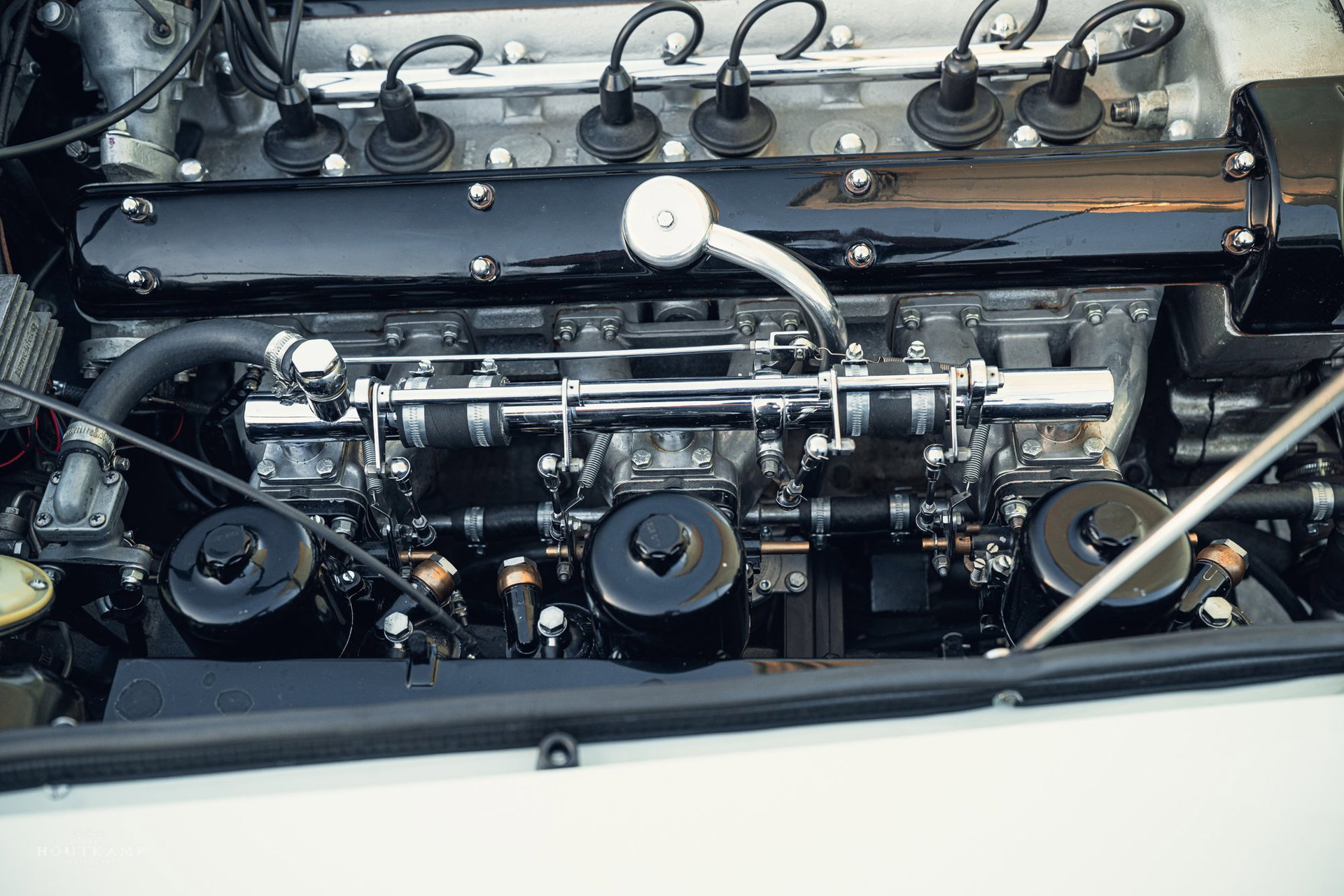 1963 Aston Martin DB4 - ORIGINAL LEFT HAND DRIVE, One of just 60 Factory-Original Vantage specification examples, foto 8