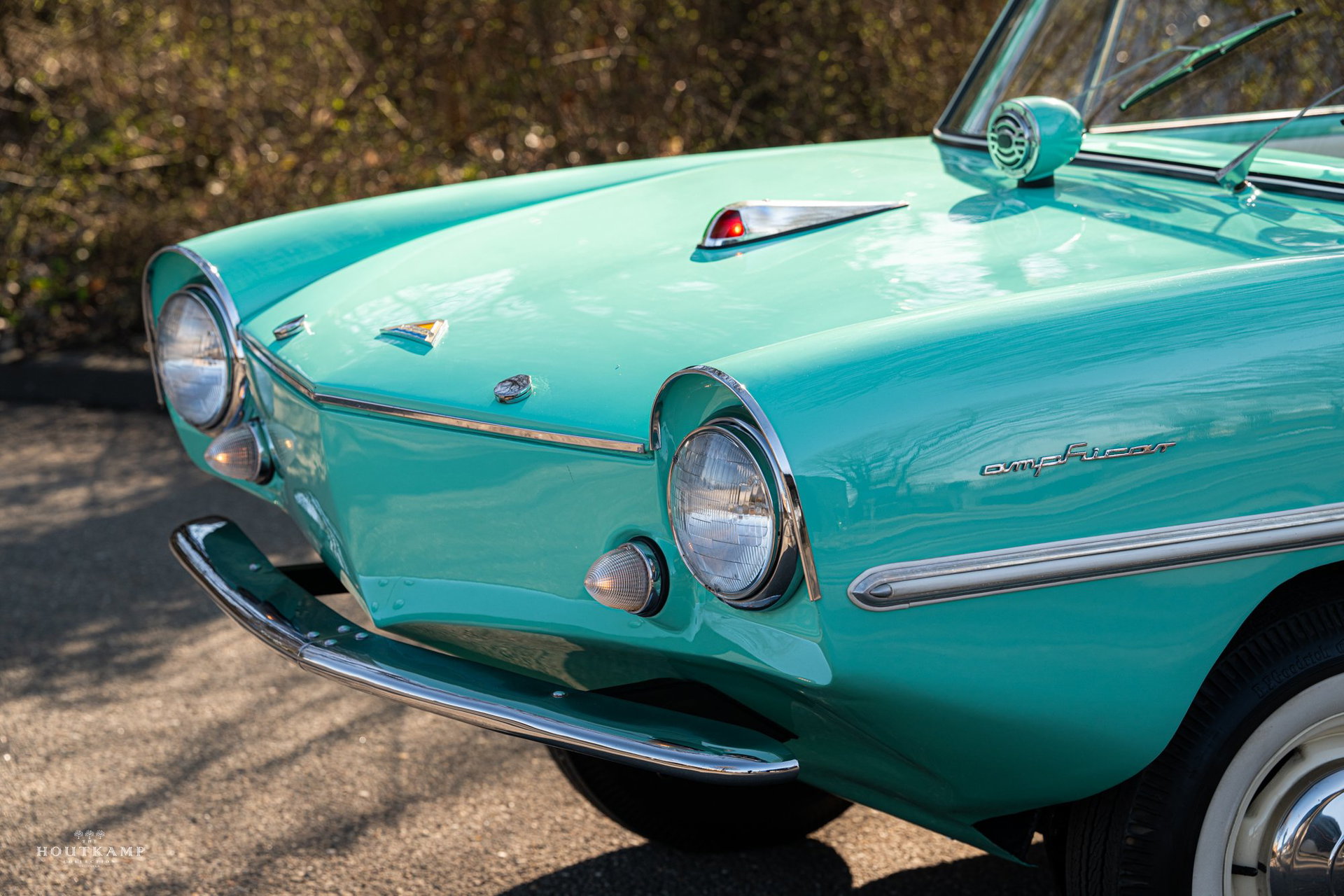 1963 Amphicar 770 - Fresh, high-quality restoration, Rare original factory color combination, Fjord Green examples are generally considered among the rarer survivors, foto 2