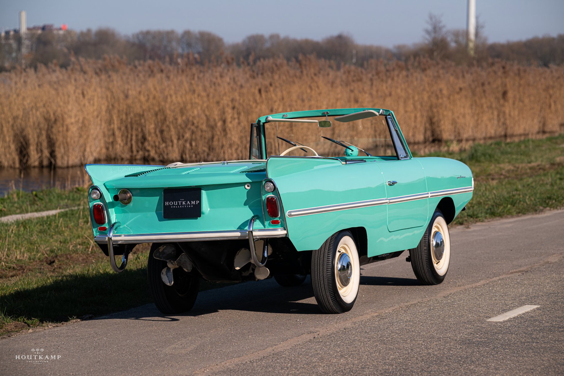 1963 Amphicar 770 - Fresh, high-quality restoration, Rare original factory color combination, Fjord Green examples are generally considered among the rarer survivors, foto 4