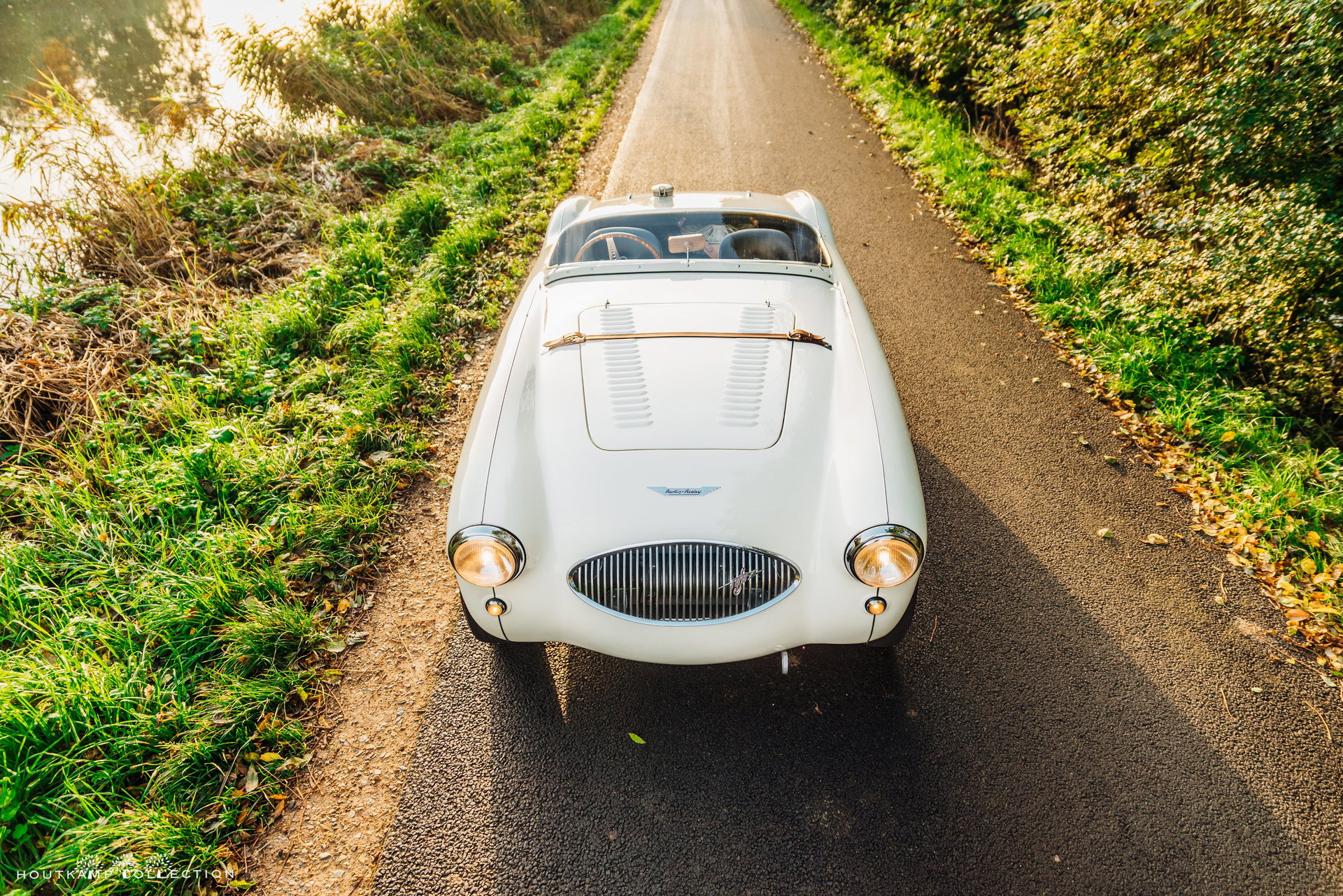 1955 Austin-Healey 100 / S - Mille Miglia Eligible. One of the 50 original ‘100S’ competition models built. One of 38 examples known to be in existence, foto 4