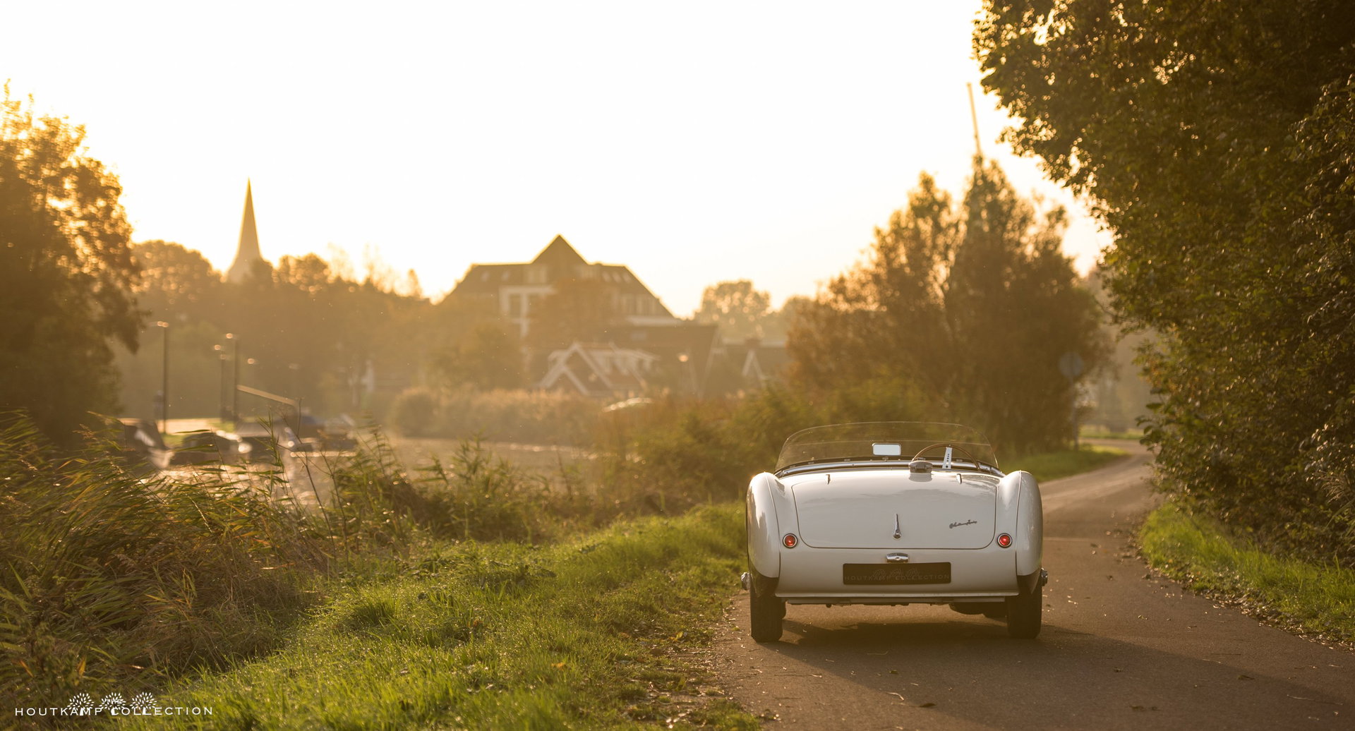 1955 Austin-Healey 100 / S - Mille Miglia Eligible. One of the 50 original ‘100S’ competition models built. One of 38 examples known to be in existence, foto 8