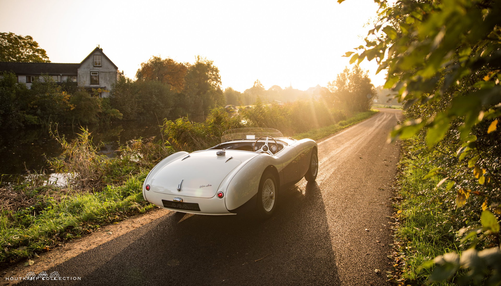 1955 Austin-Healey 100 / S - Mille Miglia Eligible. One of the 50 original ‘100S’ competition models built. One of 38 examples known to be in existence, foto 10